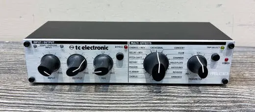 TC Electronic - M100 Stereo Multi-Effects Processor 2